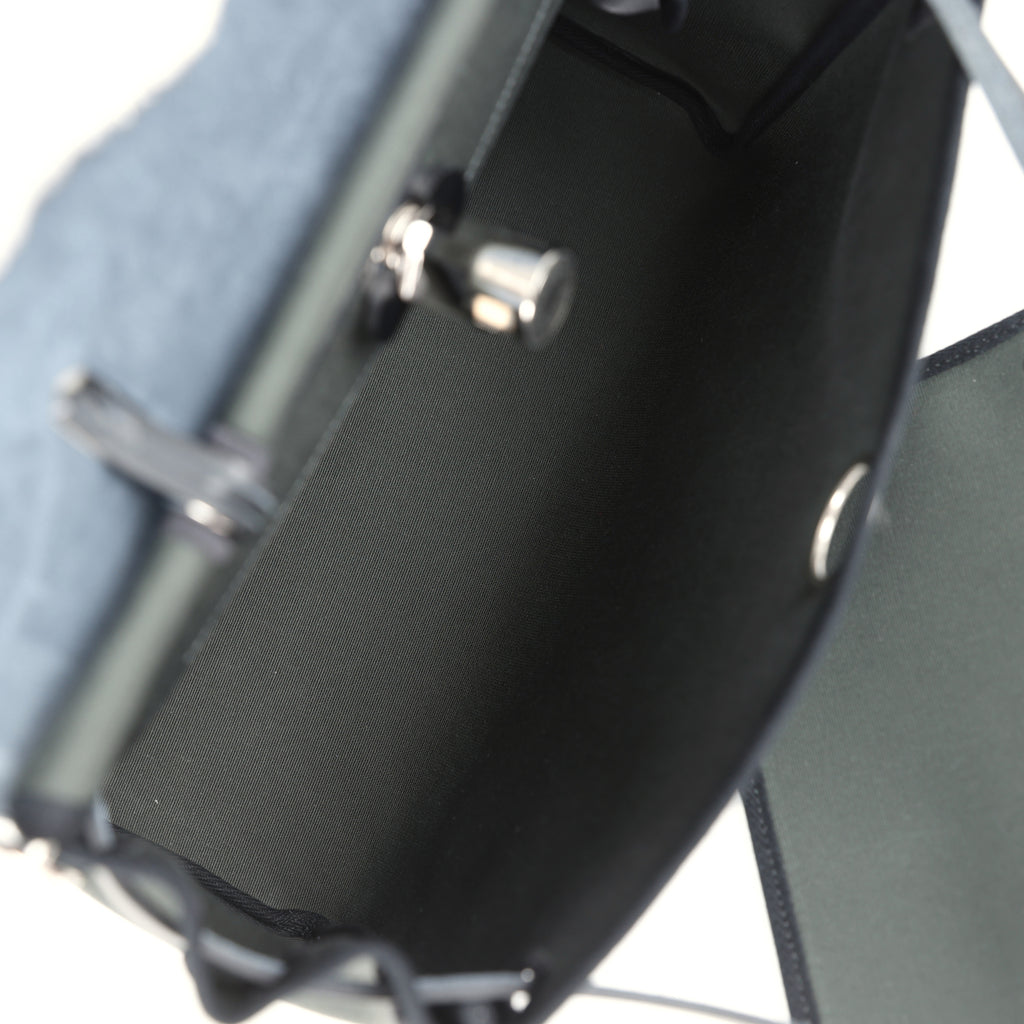 Herbag Zip 31 PM Vert Mangrove Toile Militaire Canvas and Black Vache Hunter Palladium Hardware