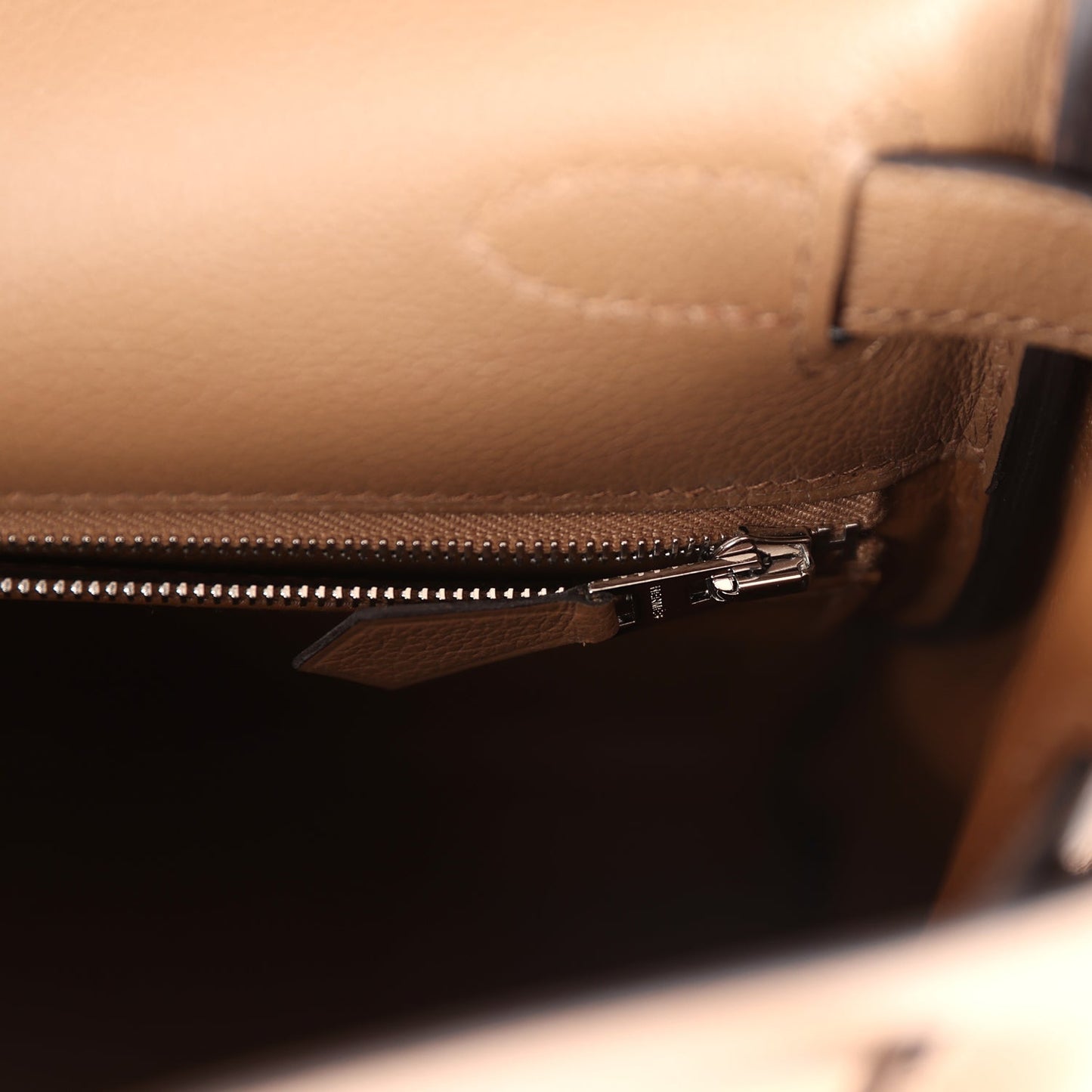 Kelly Retourne 28 Alezan Evercolor Palladium Hardware