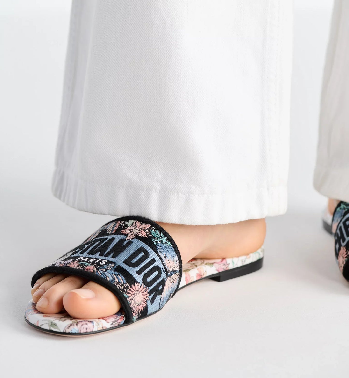 White Multicolor Dway Slide