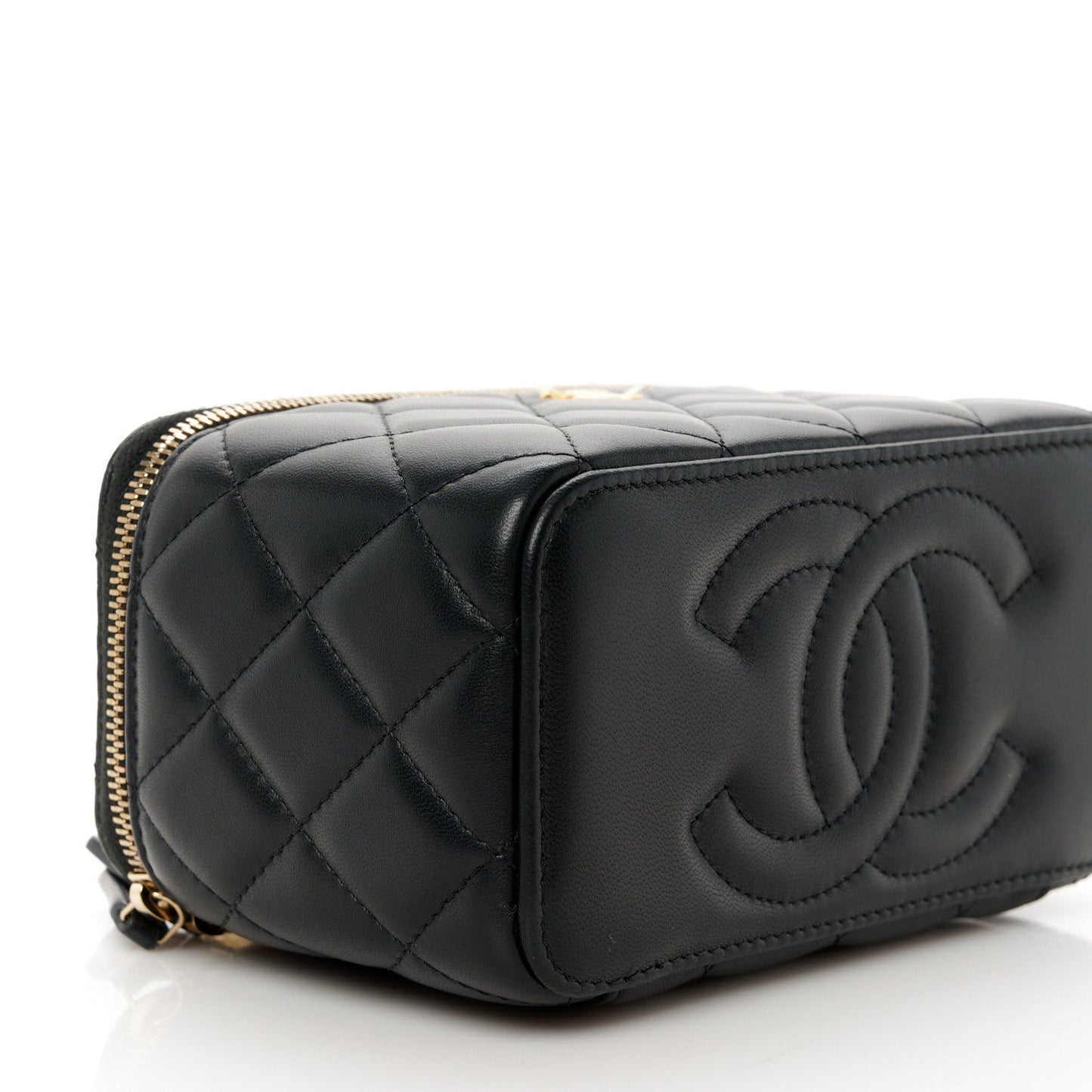 Lambskin Quilted Pearl Crush Small Vanity Case With Chain Black