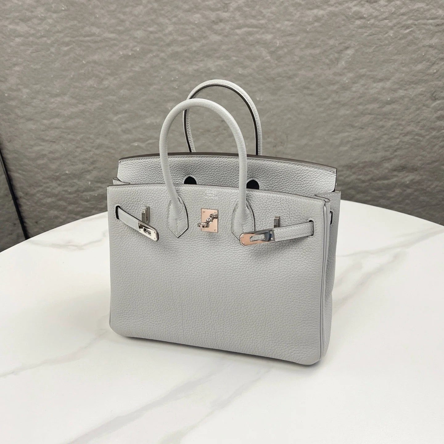 Hermes Birkin 25 Togo 4Z Gris Mouette 01