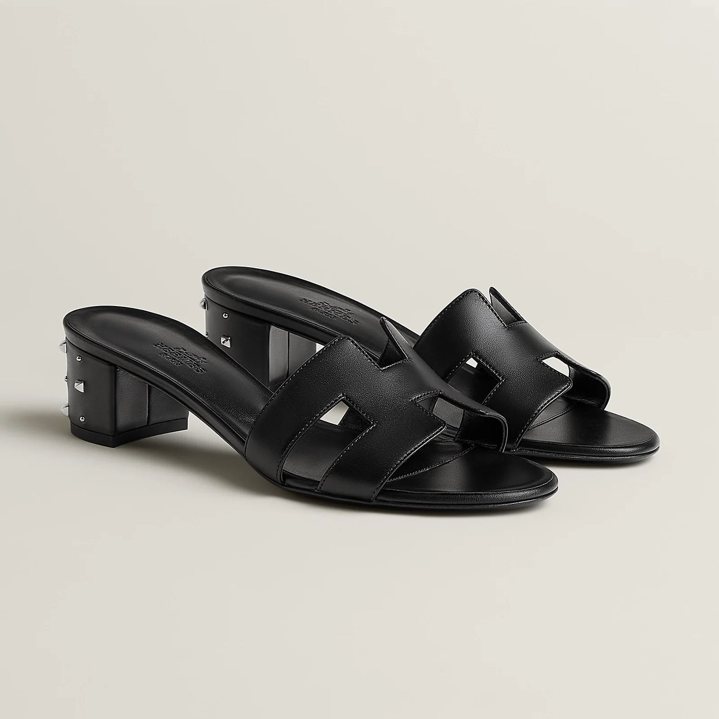 Rose Antique - Noir Oasis Sandal