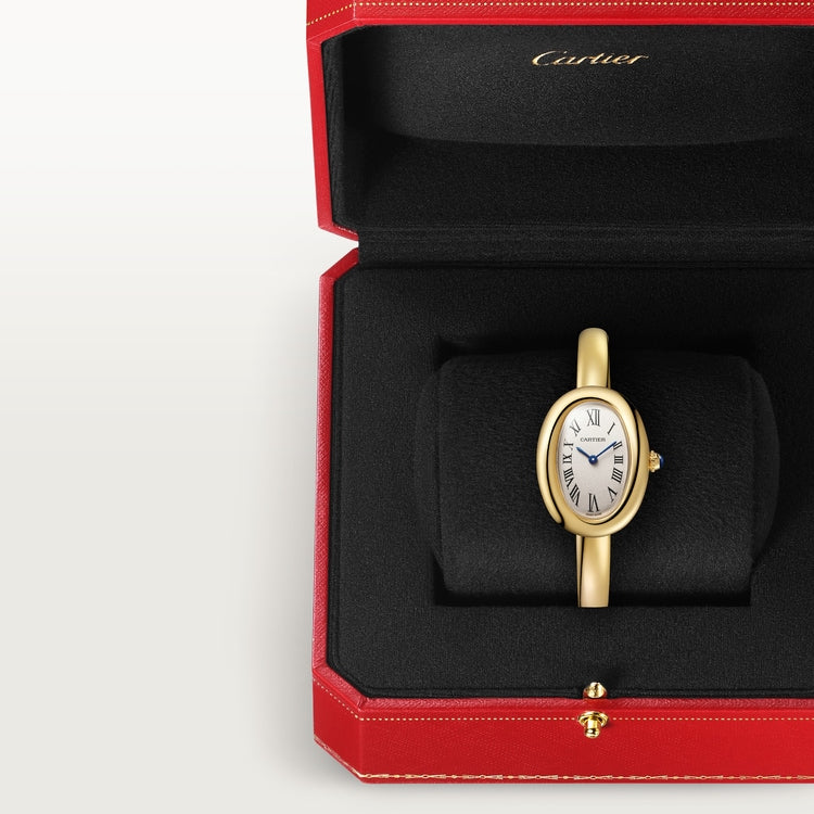 Baignoire Small 31.4mm x 23.1mm Yellow Gold Beaded Crown Sapphire Cabochon Silvered Dial Yellow Gold Bracelet Quartz Watch