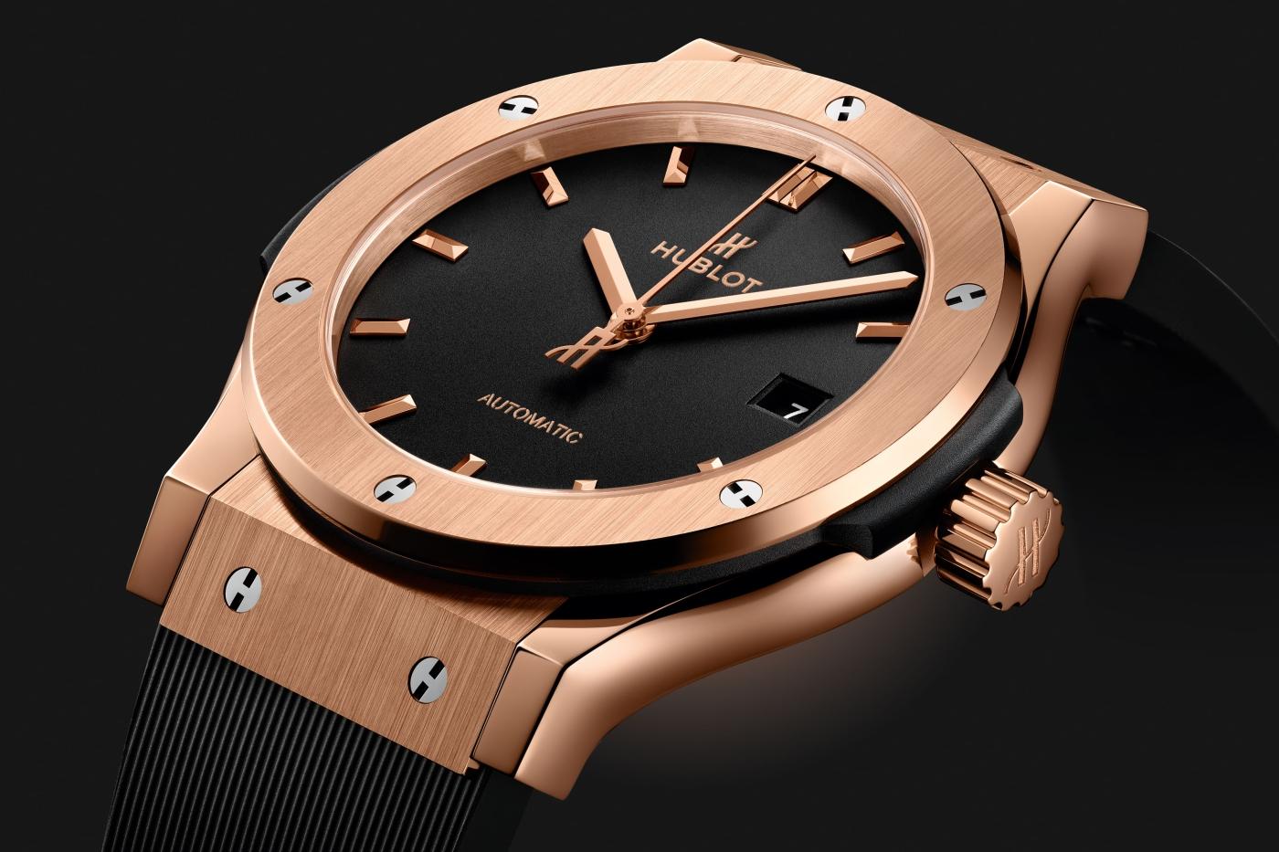 Classic Fusion 42 mm King Gold Matte Black Dial Rubber Strap Watch
