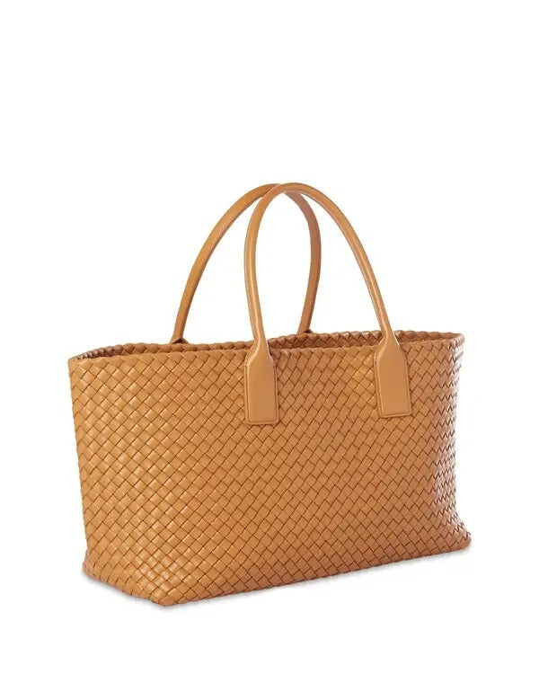 Bottega Veneta Medium Cabat
