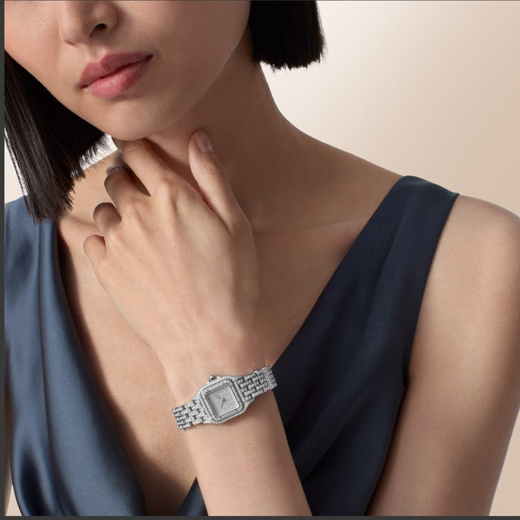 Panthère de Cartier Small 30mm x 22mm White Gold Diamond Bezel Diamond Dial White Gold Bracelet Quartz Watch