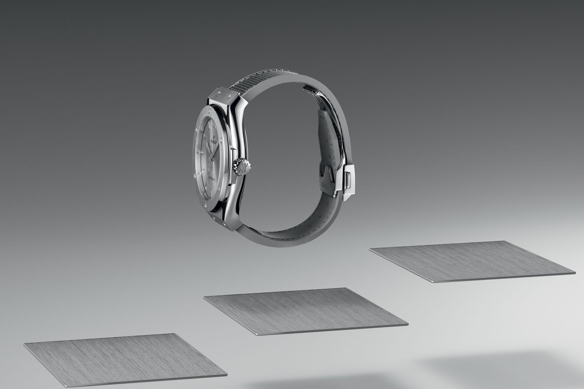 Classic Fusion Essential Grey 42 mm Titanium Watch