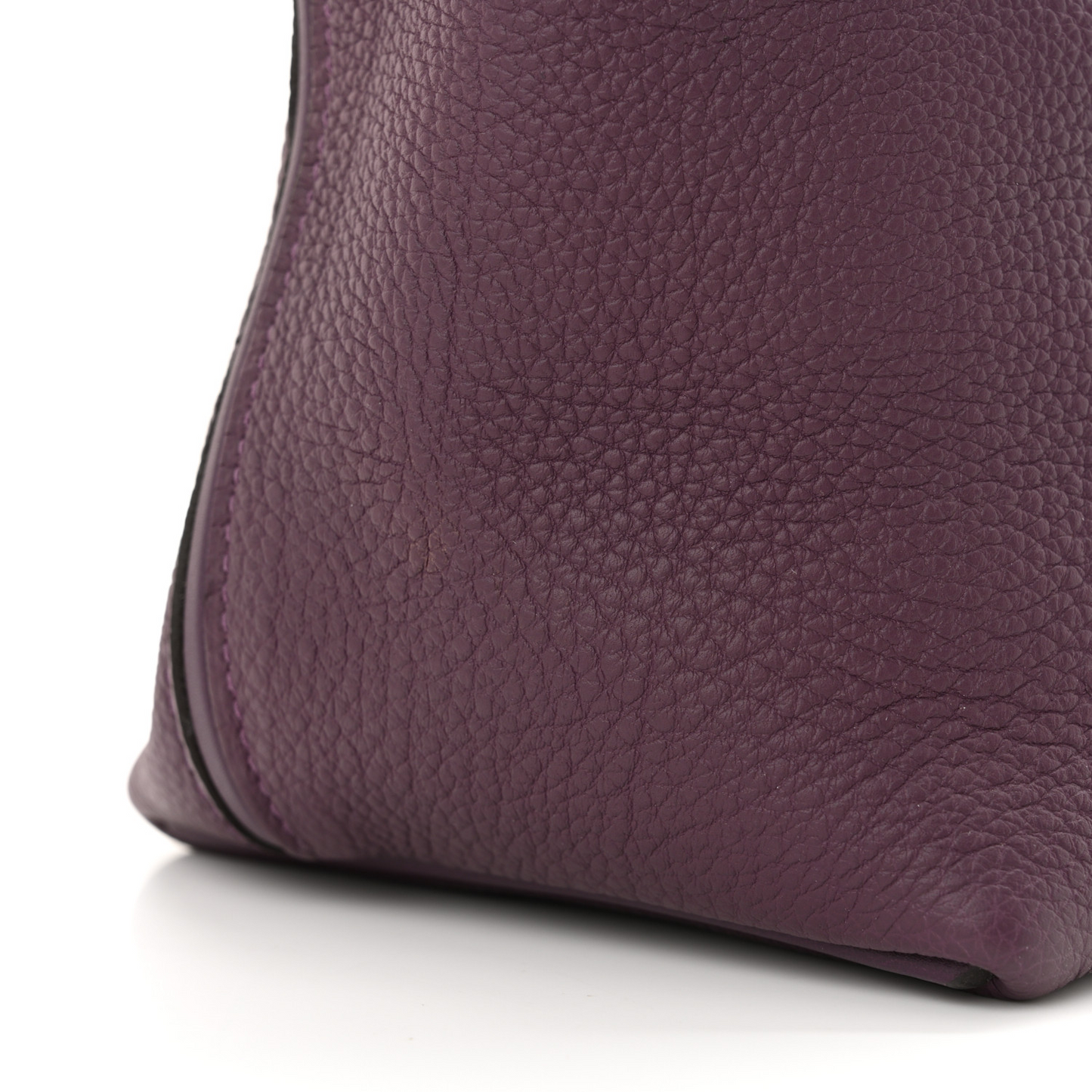 Togo Swift 24/24 29 Cassis Chai Cuivre