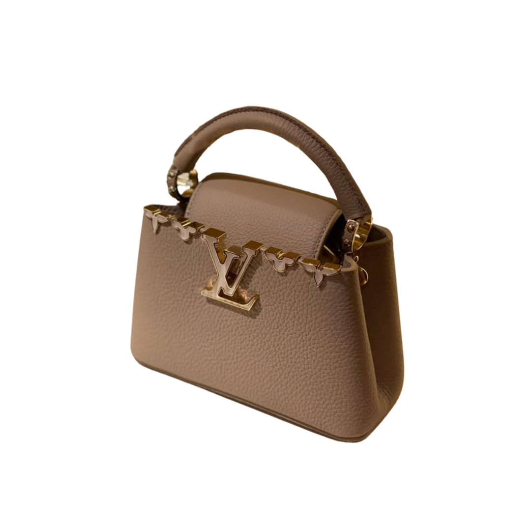 Capucines Mini Grained Leather Black Top Handle Bag