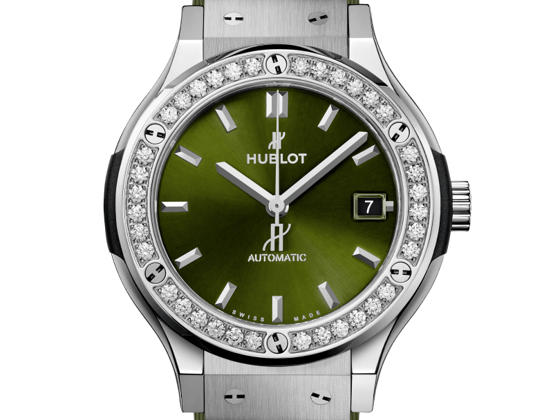 Classic Fusion Titanium Green Diamonds 38 mm