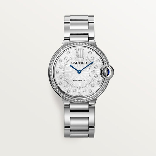 ساعة Ballon Bleu مقاس 36 مم من الفولاذ، حركة أوتوماتيكية، إطار مرصع بالألماس، ميناء فضي بنقش غيوشيه، وسوار من الفولاذ