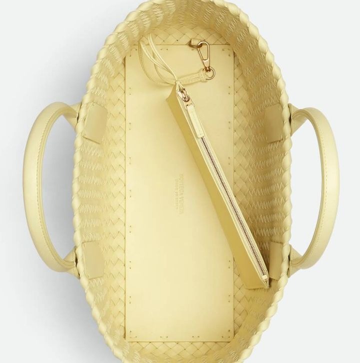 Bottega Veneta Medium Cabat