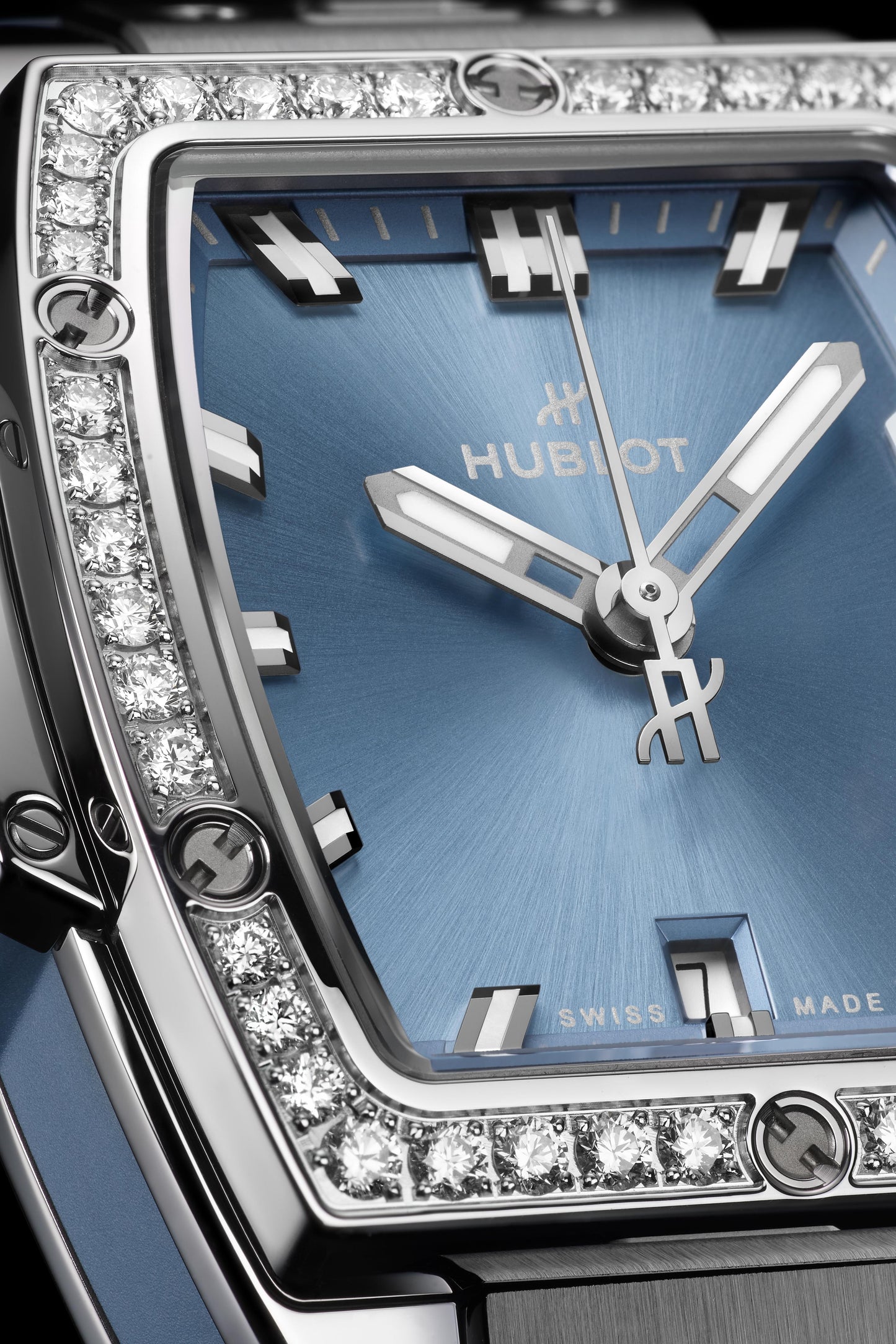 Spirit of Big Bang Steel Coal Blue Diamonds 32 mm