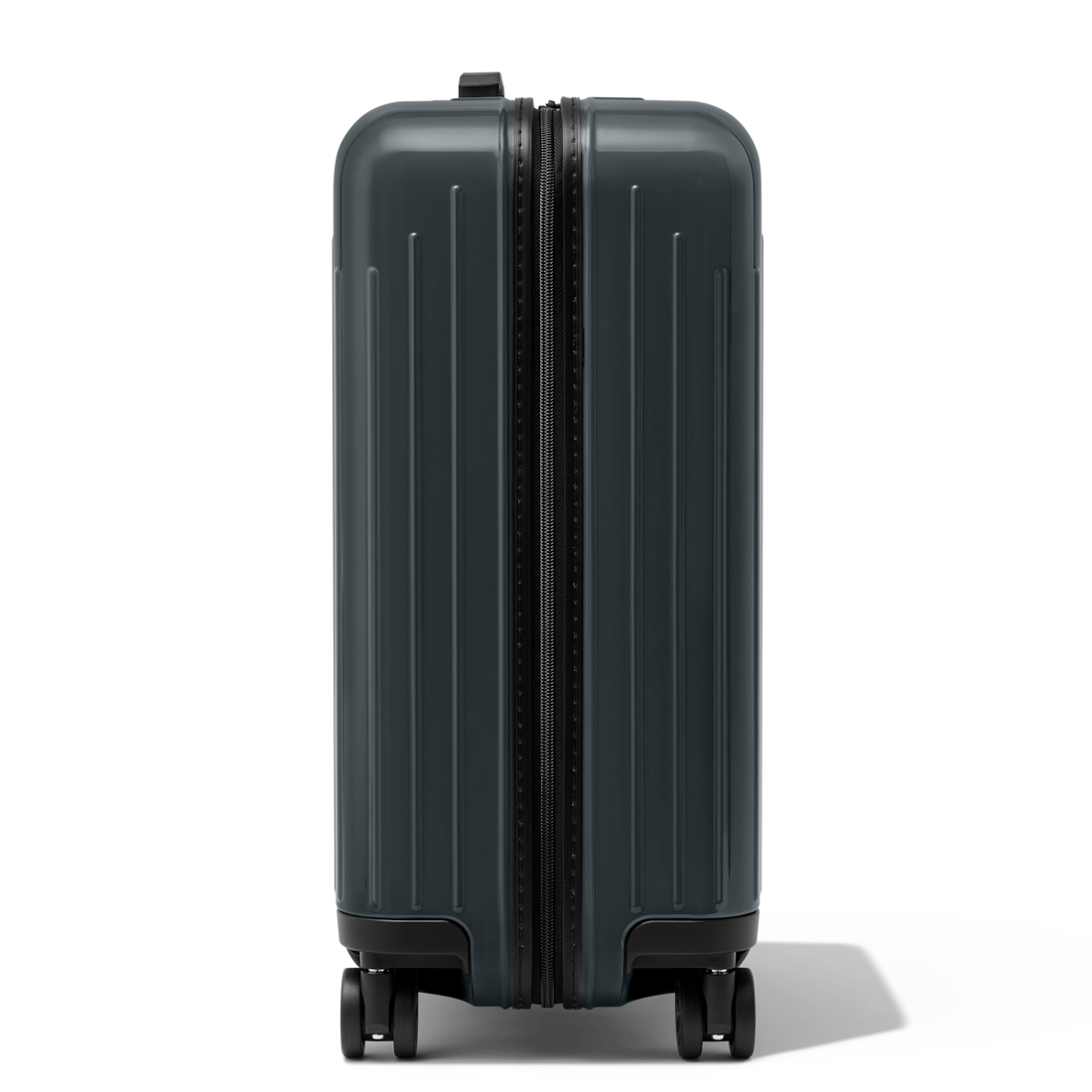RIMOWA Essential Lite