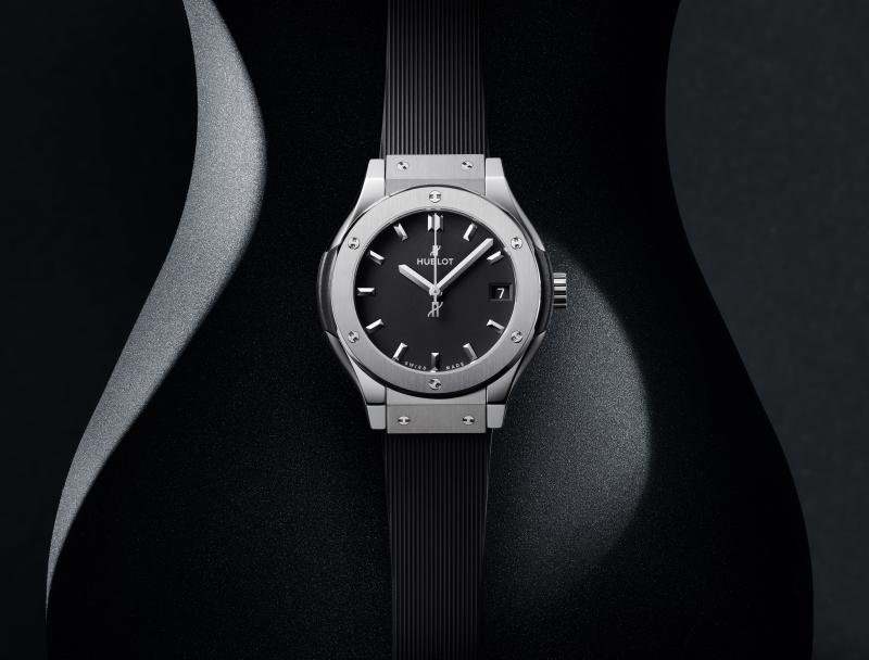 Classic Fusion Titanium Black Sunray Dial Rubber Strap Watch