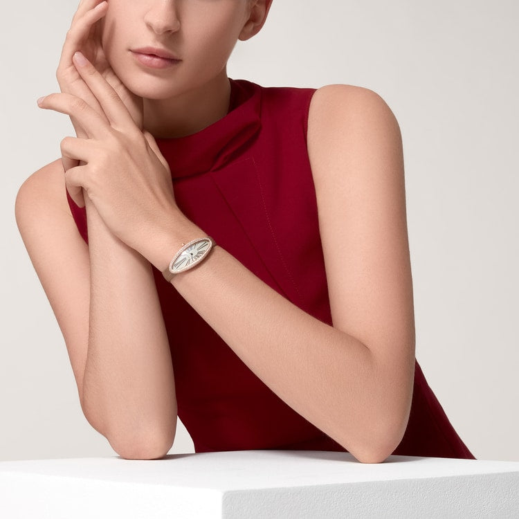 Baignoire Allongée Medium 47mm x 21mm Rose Gold Diamond Case Diamond Crown Silvered Dial Taupe Alligator Strap Manual Wind Watch