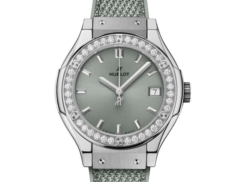 Classic Fusion Titanium Sage Green Diamonds 33 mm