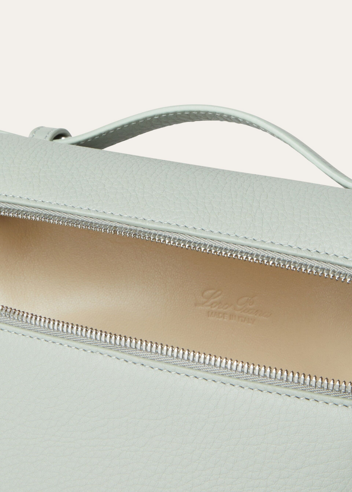 Extra Pocket backpack