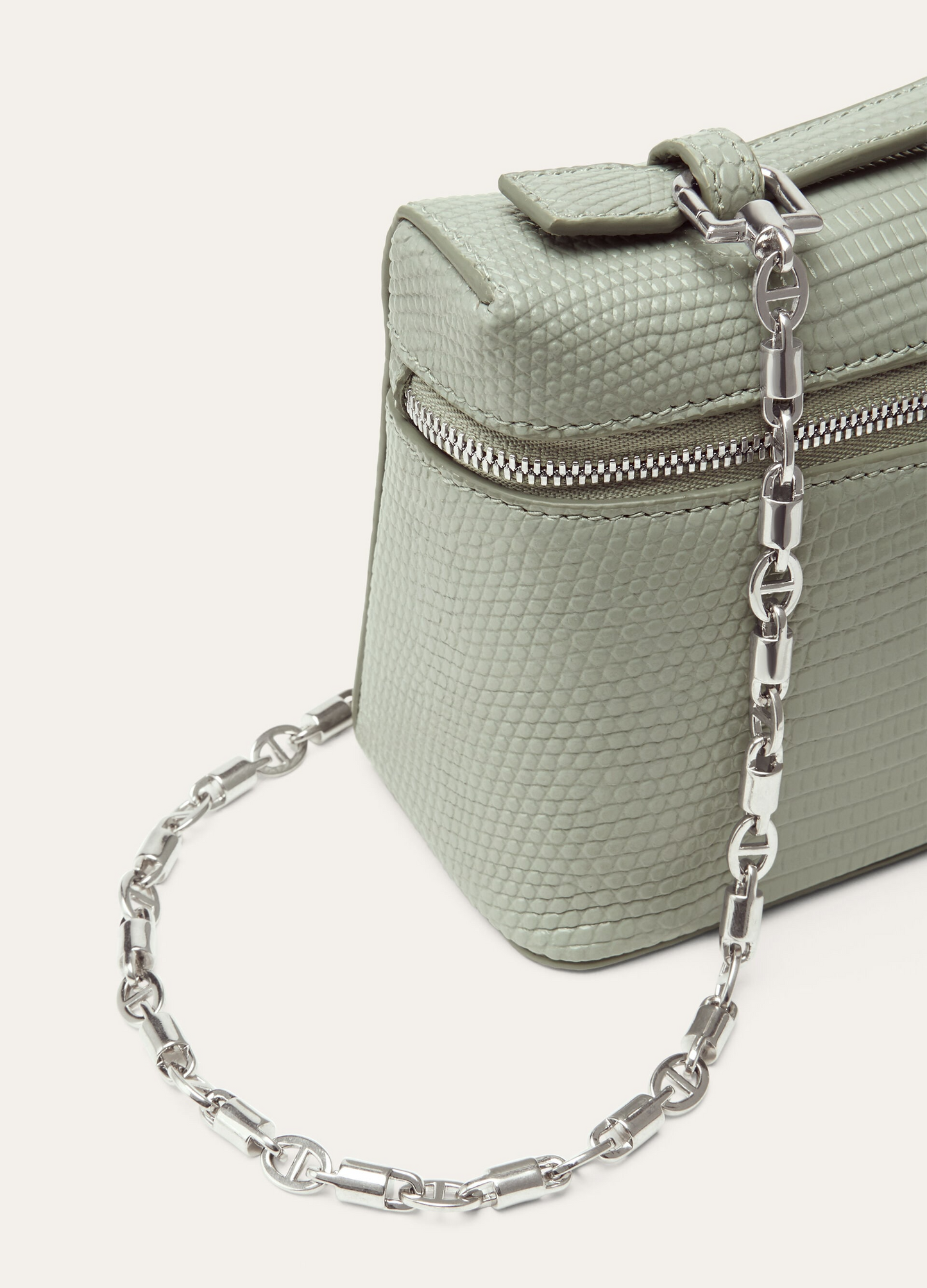 Extra Pocket  Lizard L19