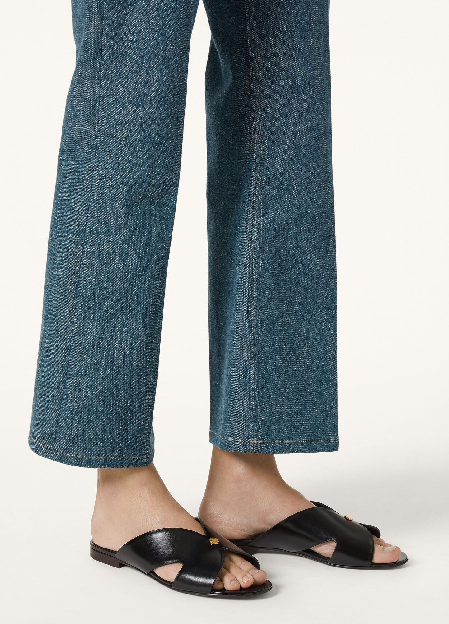 Vera Sandal  Calfskin