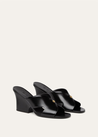 Vera Sandal  Calfskin