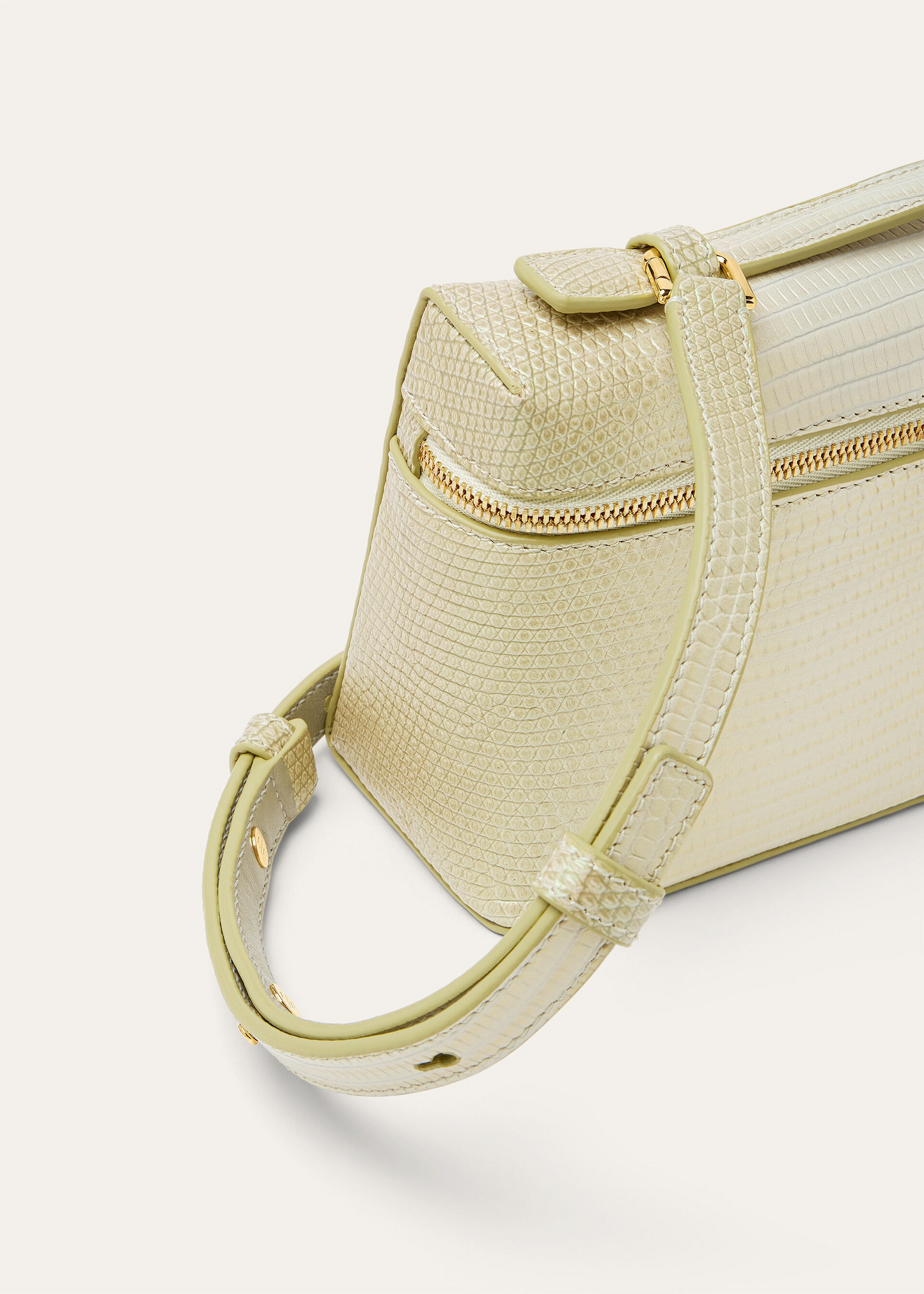 Extra Pocket  Lizard L19