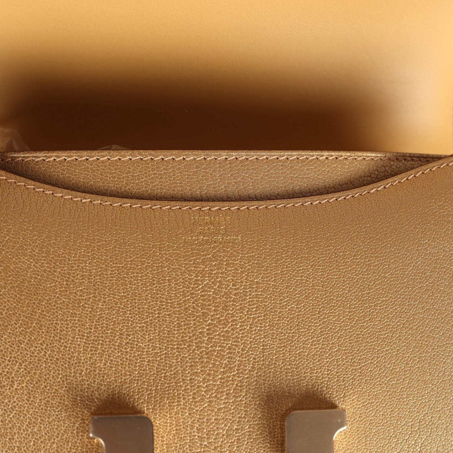 Constance 18 Dore Chevre Chamkilight Permabrass Hardware