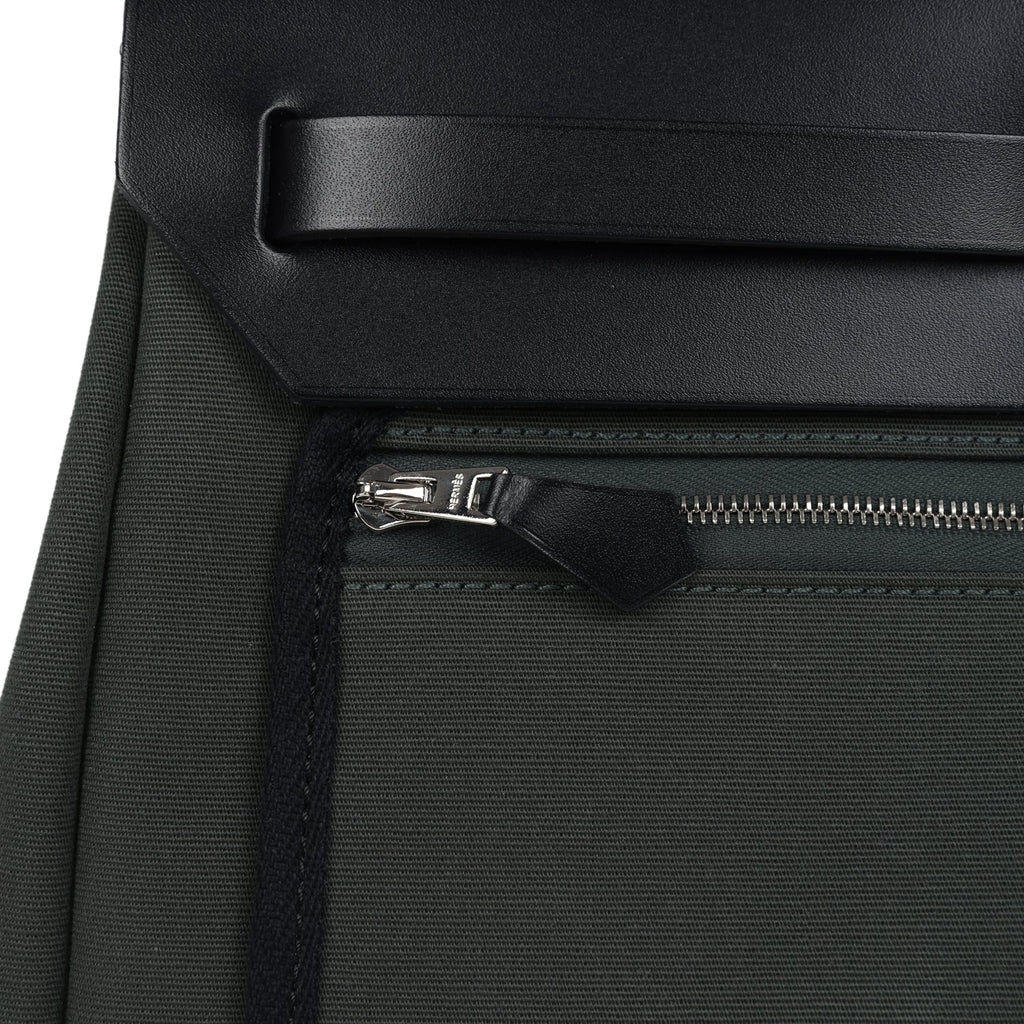 Herbag Zip 31 PM Vert Mangrove Toile Militaire Canvas and Black Vache Hunter Palladium Hardware