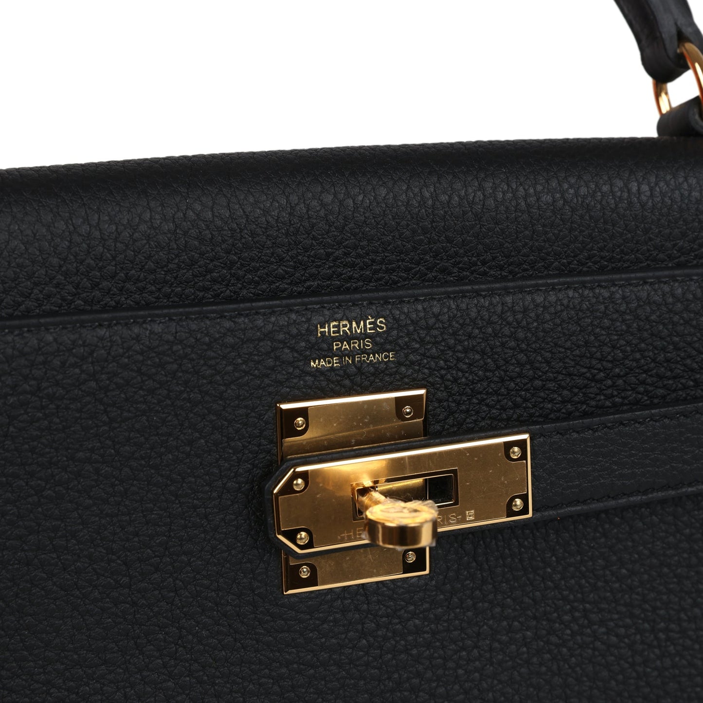 Kelly Retourne 28 Black Togo Gold Hardware