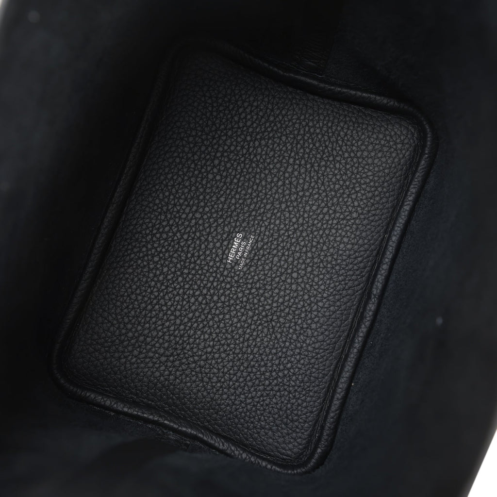 Picotin Lock 18 Monochrome Black Clemence Black Hardware