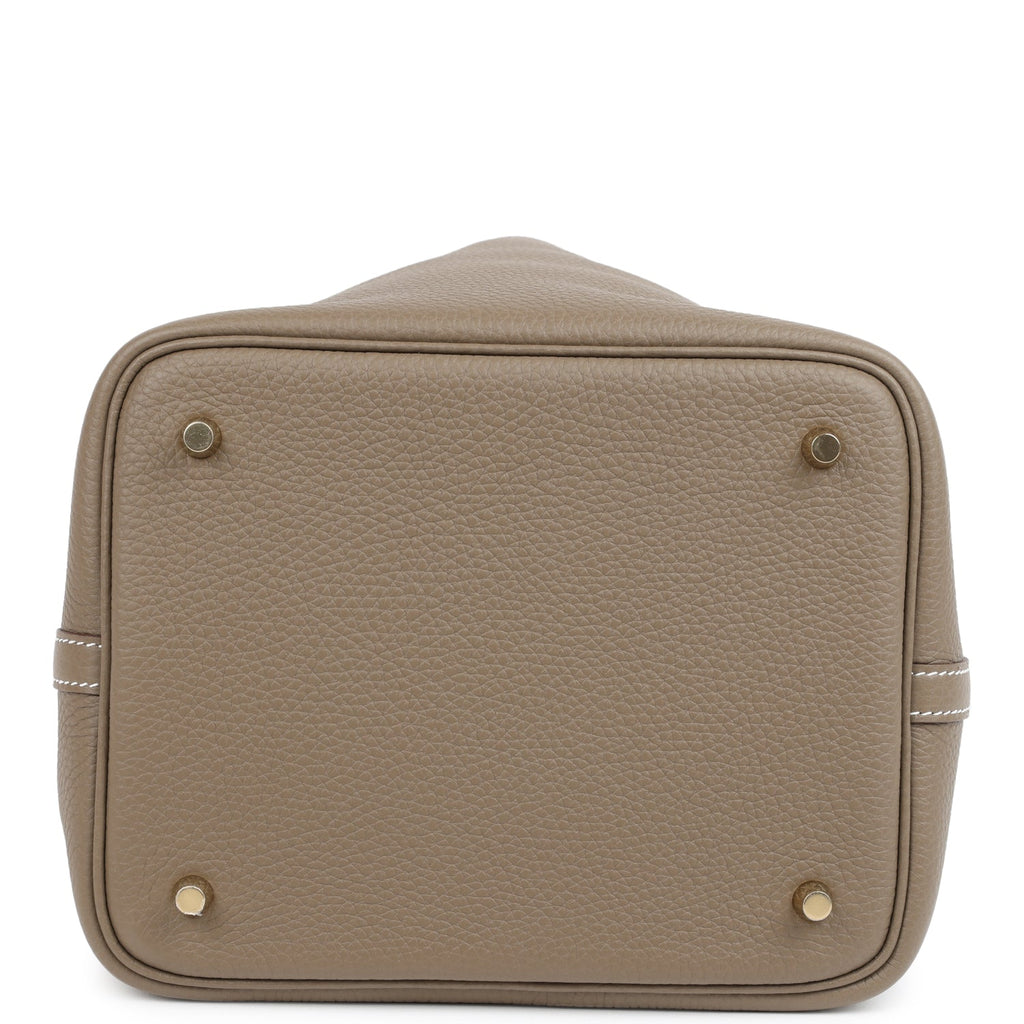 Picotin Lock 22 Etoupe Clemence Gold Hardware