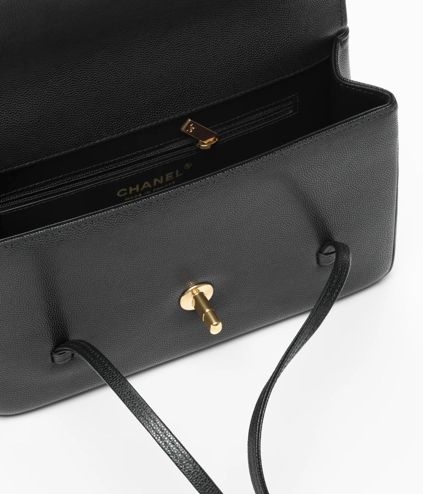 Clutch in Grainy Shiny Calfskin