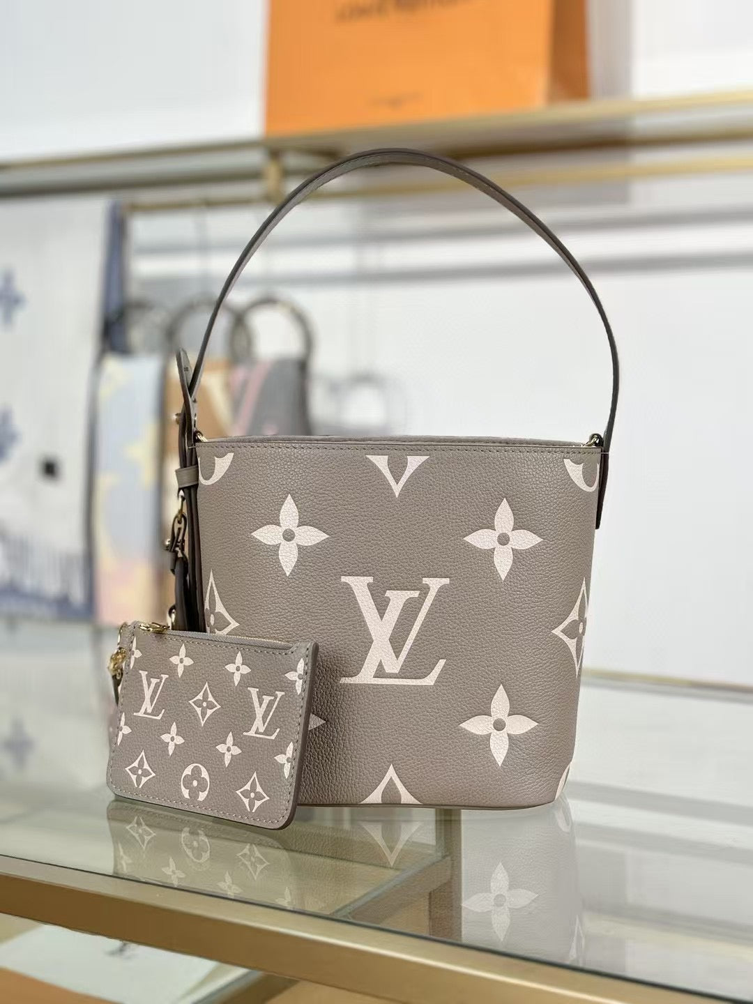 Louis Vuitton OnTheGo PM Tote