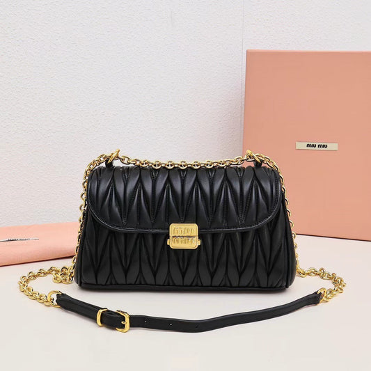 Quilted Chain-Shoulder Flap Bag