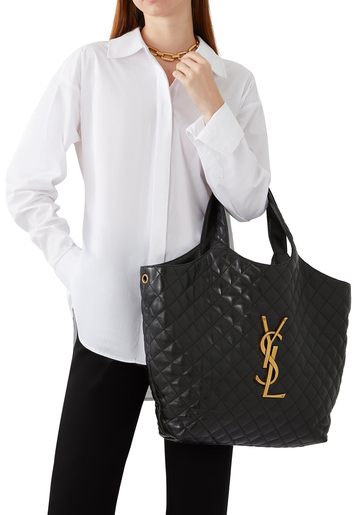 maxi matelassé leather tote 01
