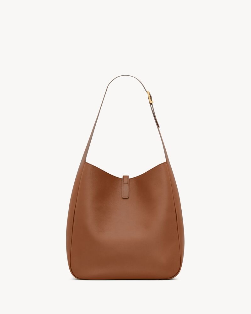 Saint Laurent Le 5 À 7 supple Large In Grained Leather