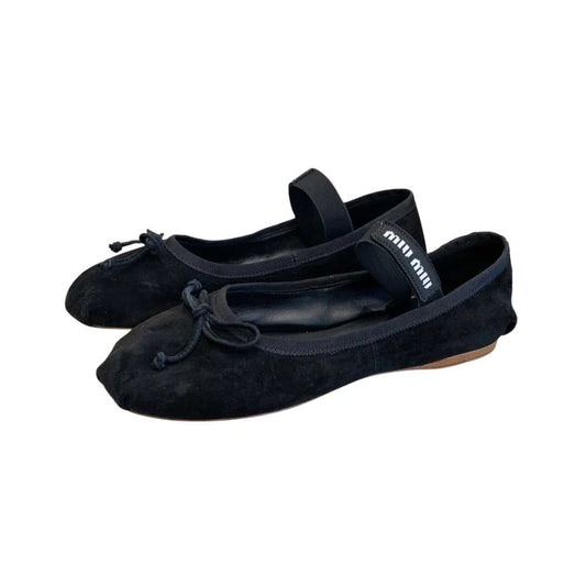 Black Ballerina Velvet