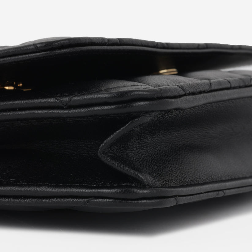 Classic Wallet on Chain Lambskin Gold Hardware