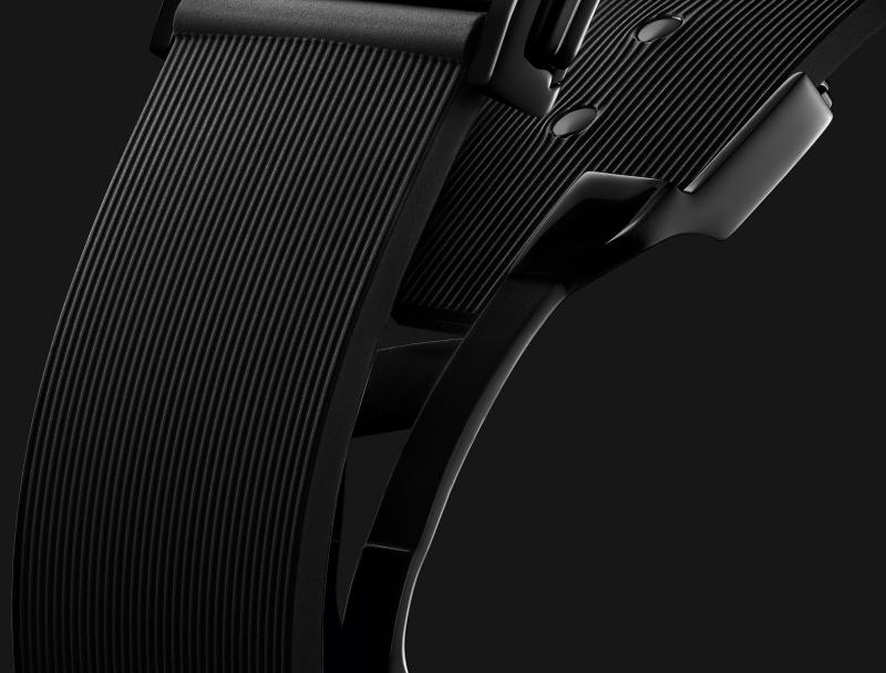 Classic Fusion Black Magic 42 mm Ceramic Rubber Strap Watch