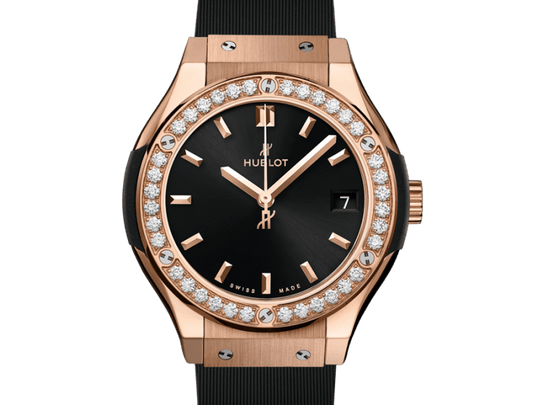 Classic Fusion King Gold Diamond Black Dial Rubber Strap Watch 33MM