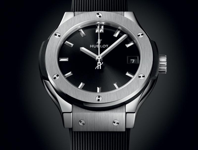 Classic Fusion Titanium Black Sunray Dial Rubber Strap Watch