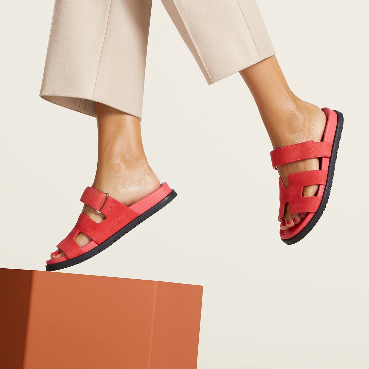 Rose Vermillon - Beige Perlino Chypre Sandal