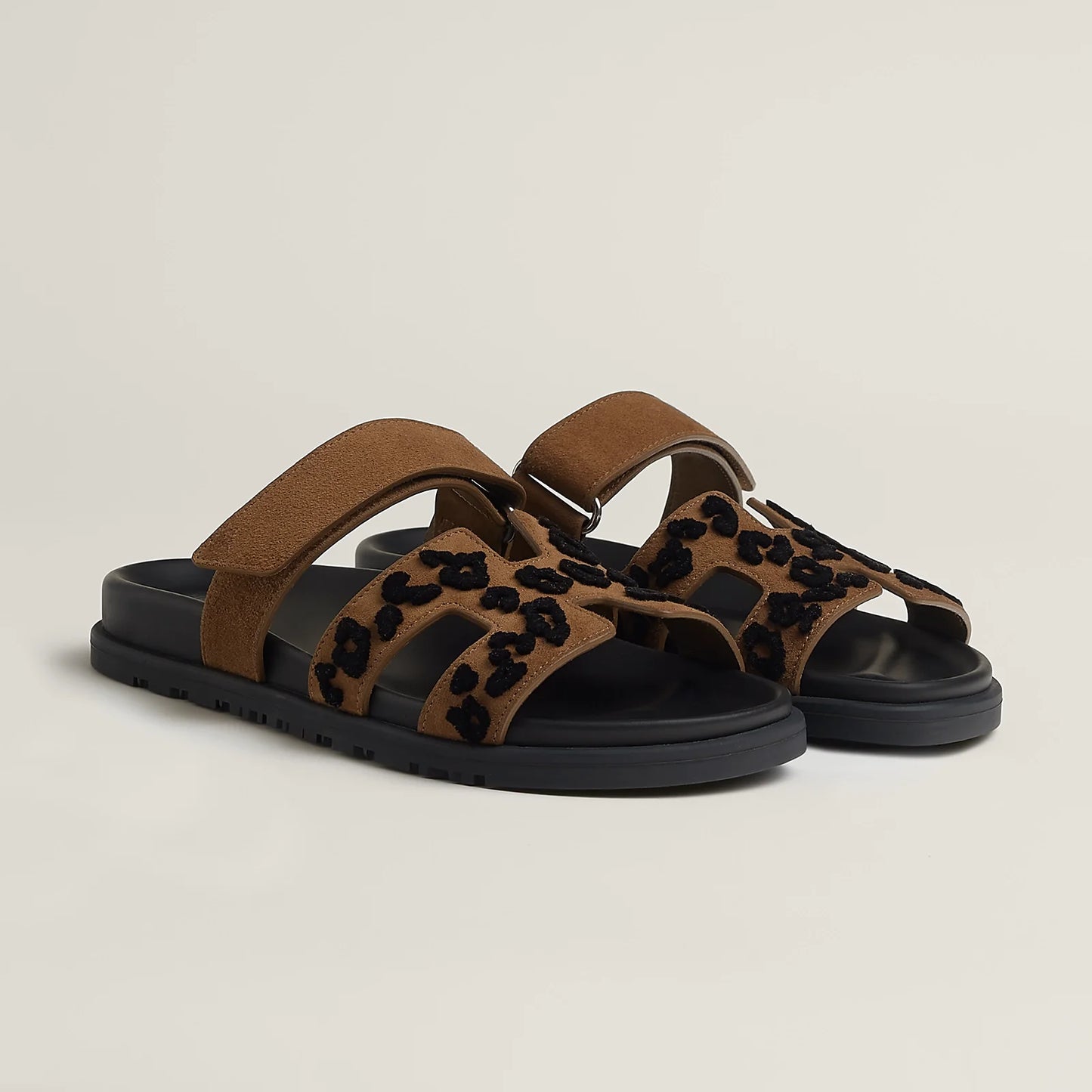 Brun Fumé / Noir Chypre Sandal