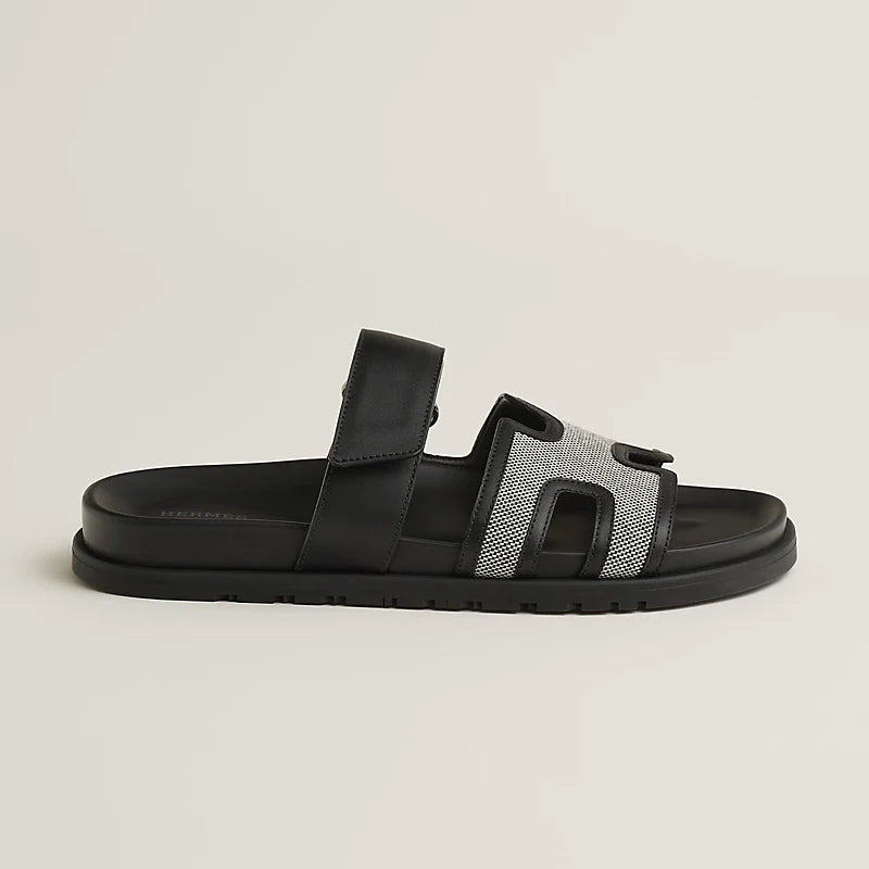 Prunoir/Noir Chypre sandal