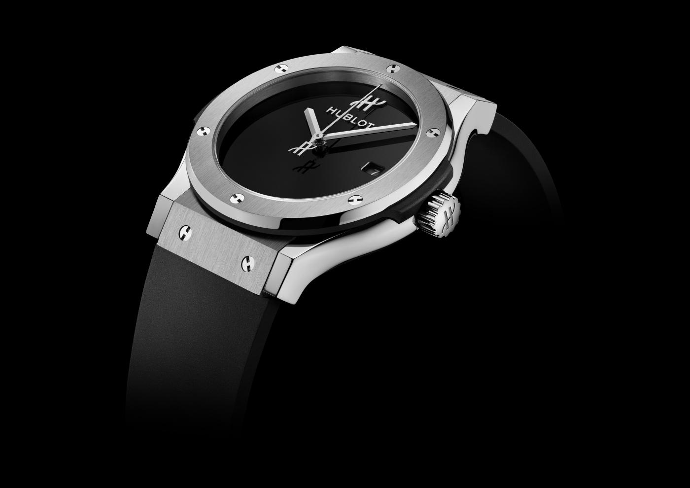 Classic Fusion Original Titanium 42 mm