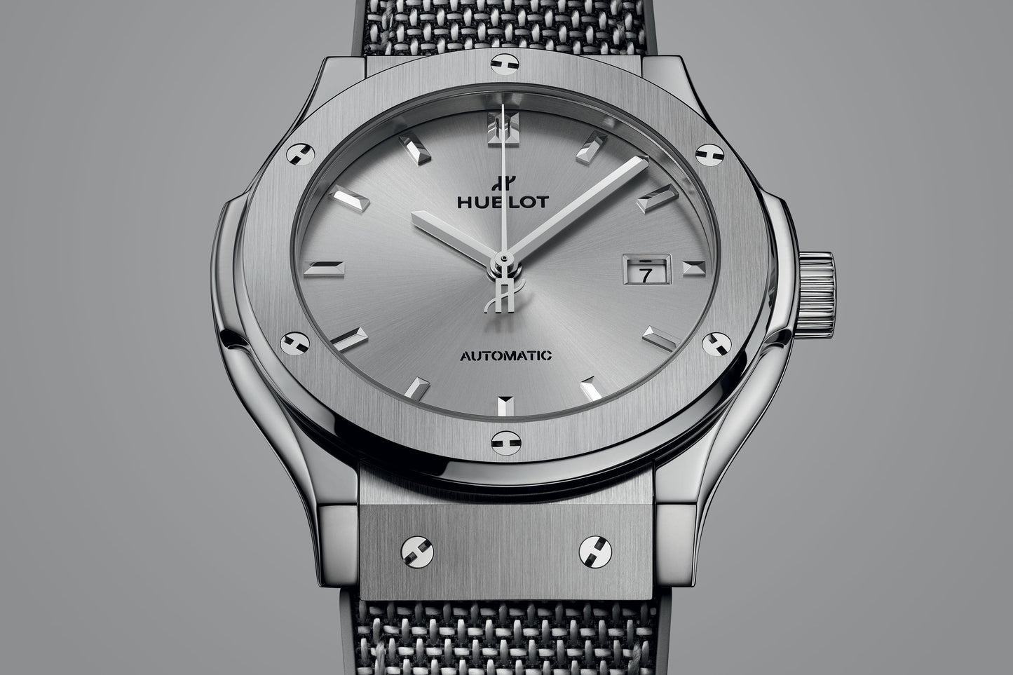 Classic Fusion Essential Grey 42 mm Titanium Watch
