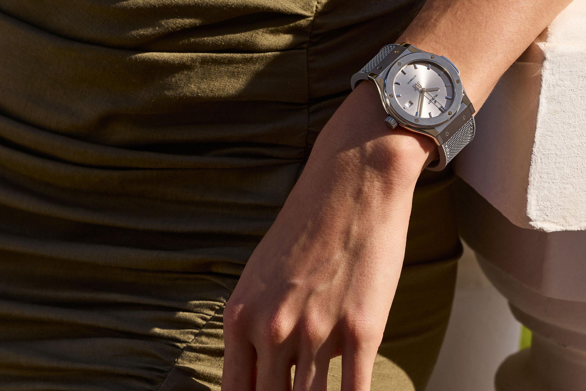 Classic Fusion Essential Grey 42 mm Titanium Watch