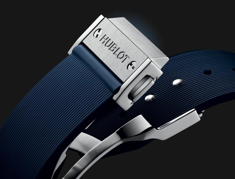 Classic Fusion Titanium Blue Watch