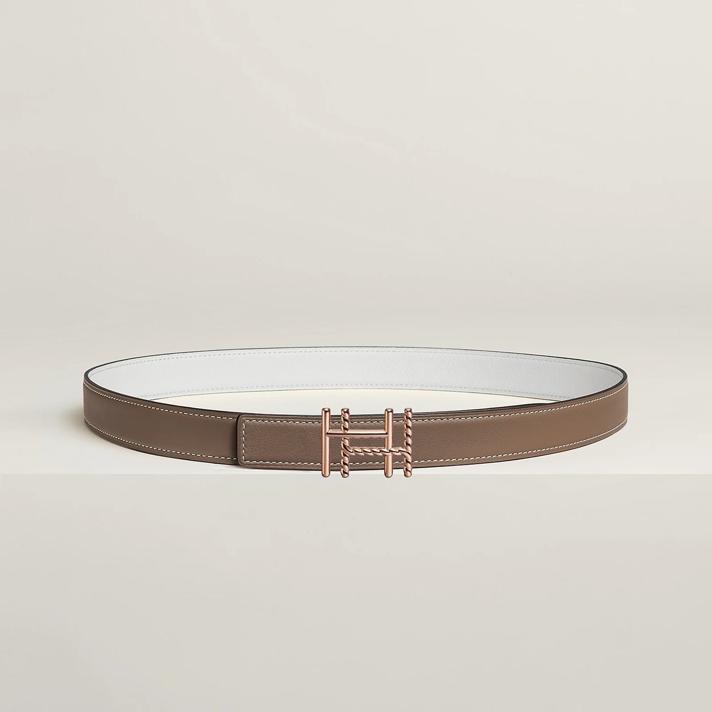 H AU CARRE TWIST BELT BUCKLE & REVERSIBLE LEATHER STRAP 24 MM