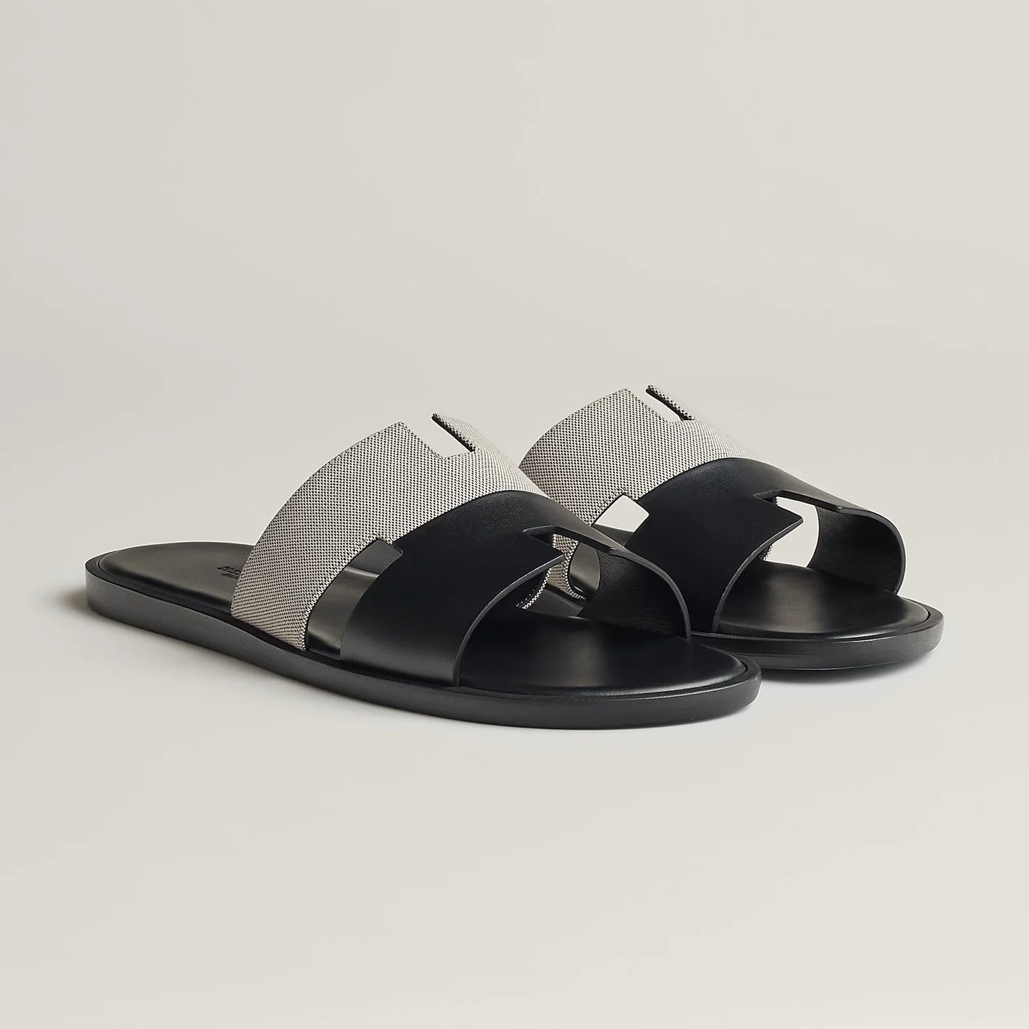 Prunoir/Noir Izmir sandal